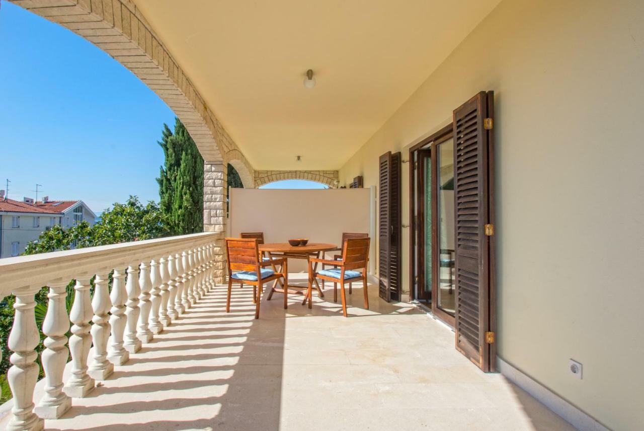 Lux Dodo Apartment Dramalj Ngoại thất bức ảnh
